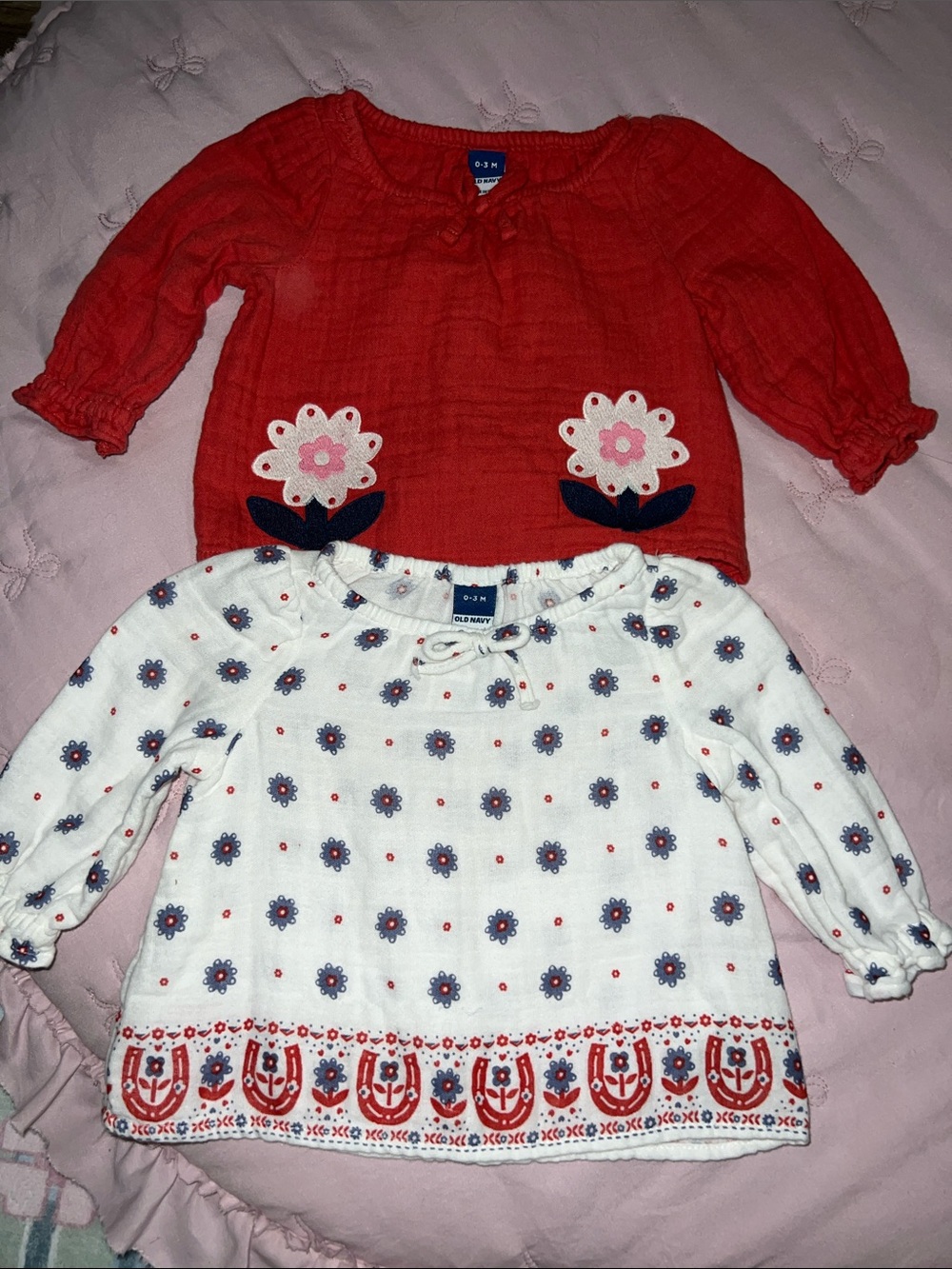 Old Navy Red Floral Applique Top & White Floral Border Print Top Bundle NWOT